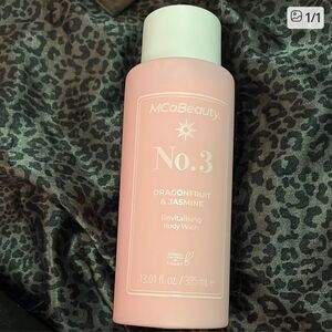 McoBeauty Revitalising Body Wash